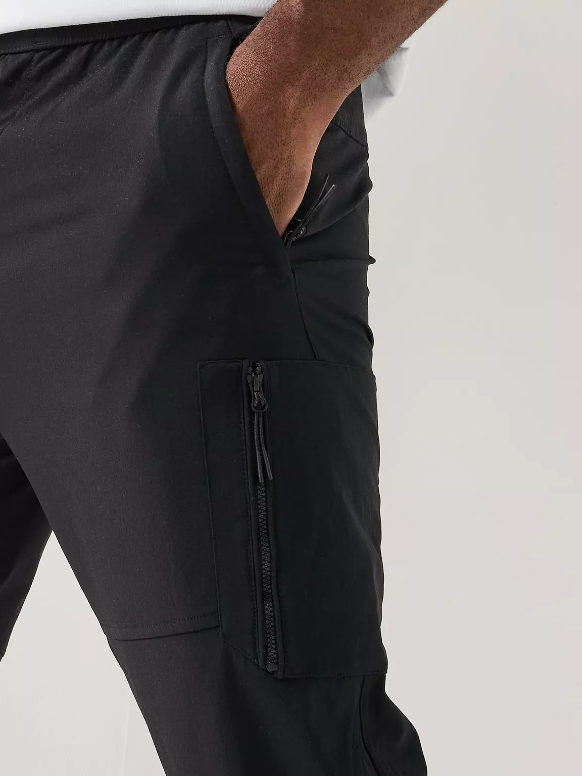 Alessandro Zavetti Saverio Cargo Pant Black - Image 3