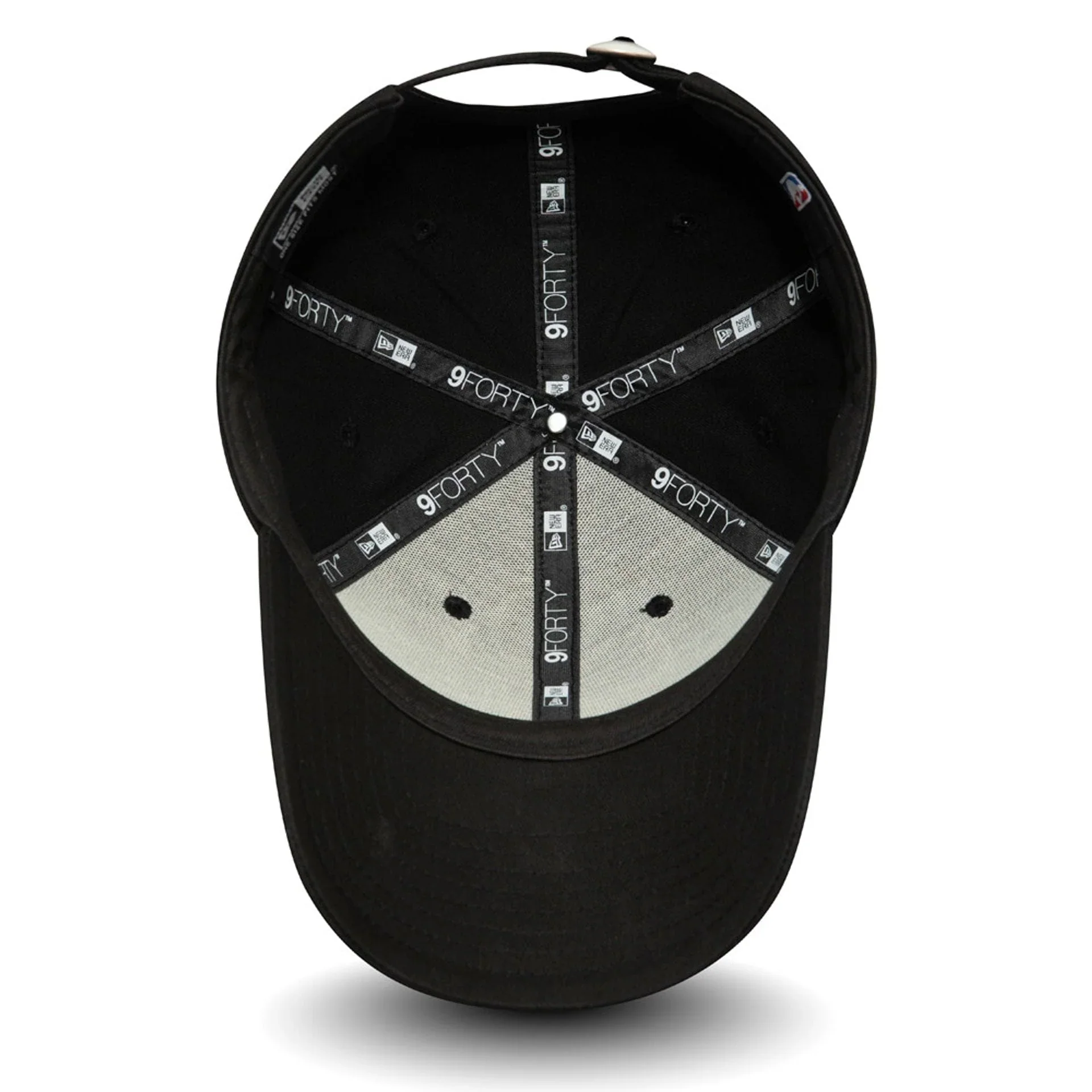 Chicago Bulls Essential Outline Black 9FORTY Cap - Image 3