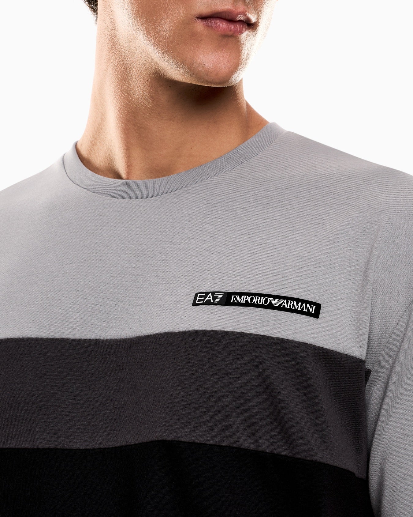 EA7 Emporio Armani 7M000935 Athletic Colour Block Cotton-Blend Crew-Neck T-Shirt - Grey - Image 4