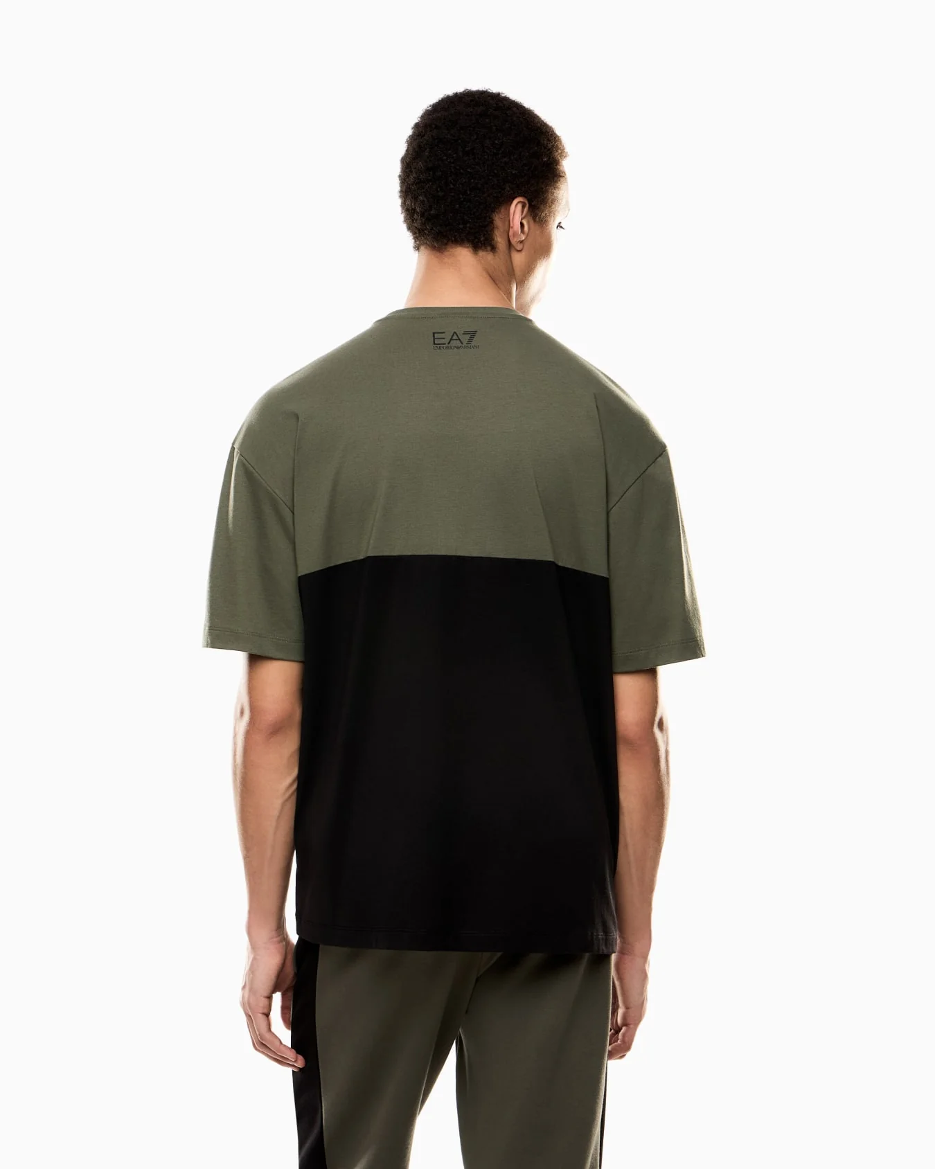 EA7 Emporio Armani 7M000935 Athletic Colour Block Cotton-Blend Crew-Neck T-Shirt - Green - Image 3