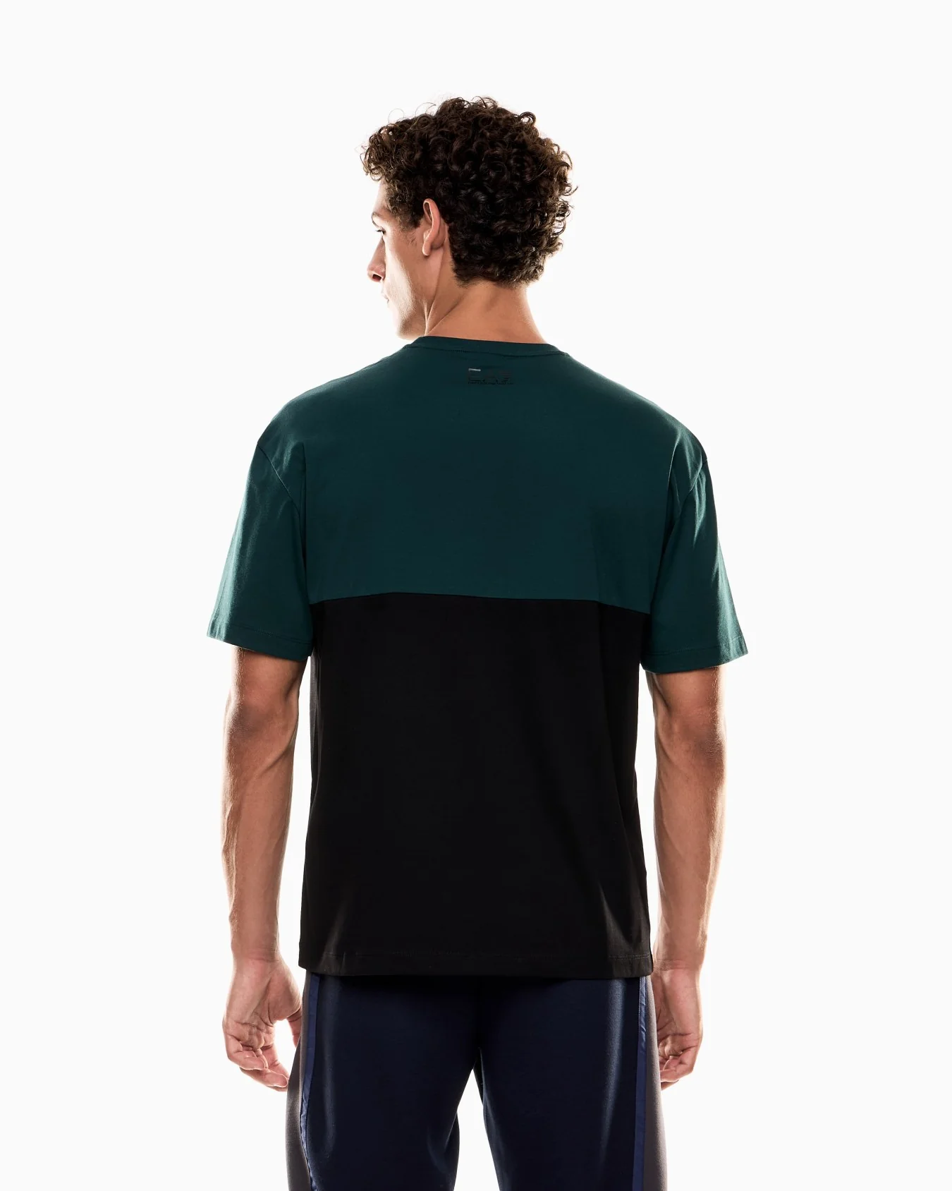 EA7 Emporio Armani 7M000935 Athletic Colour Block Cotton-Blend Crew-Neck T-Shirt - Pine Green - Image 3