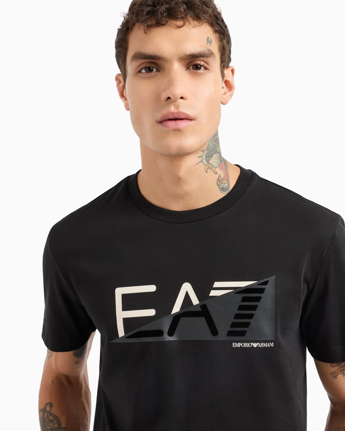 EA7 Emporio Armani 7M000002 Graphic Series Cotton Crew-Neck T-Shirt - Black - Image 2