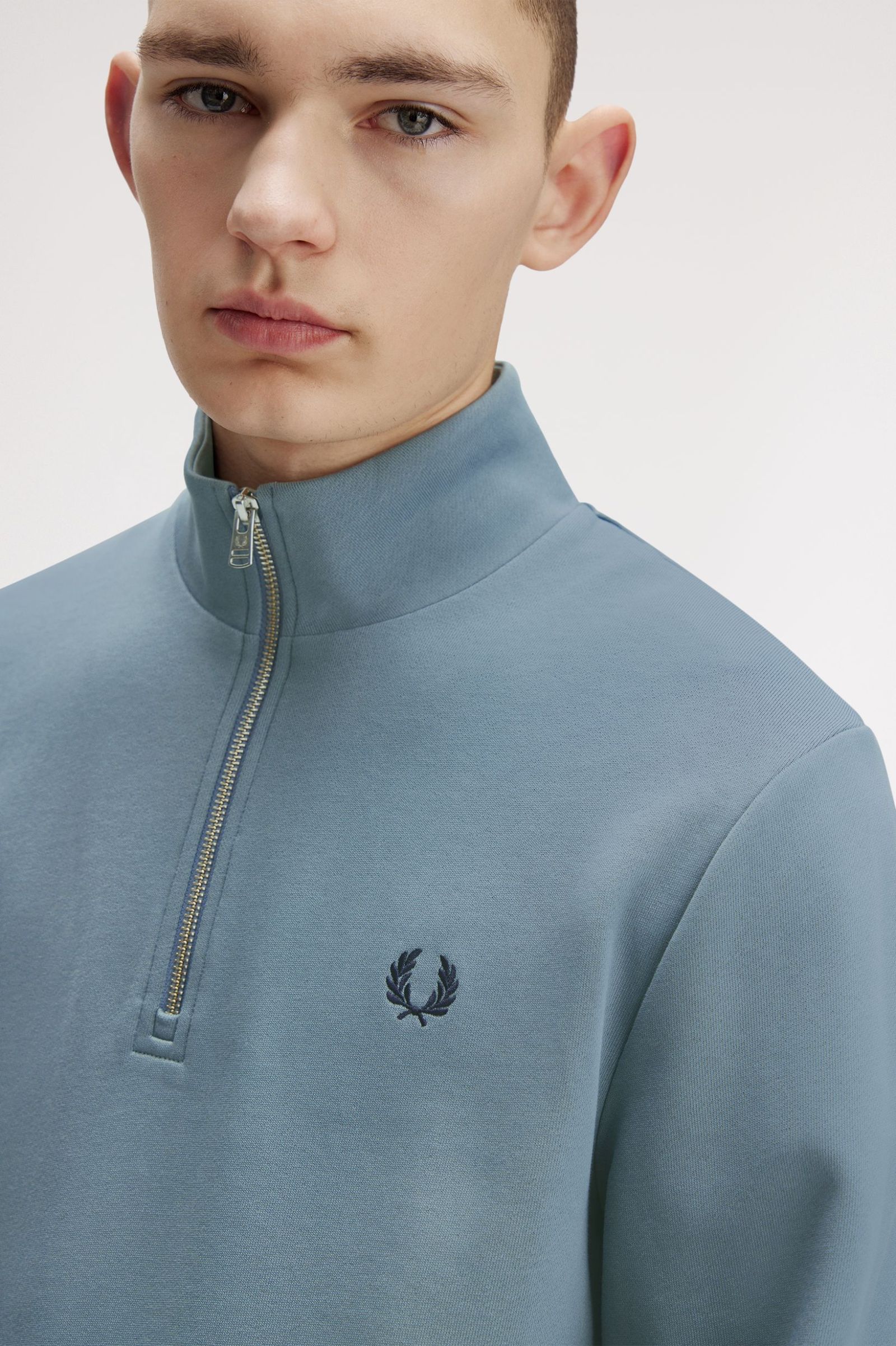 Fred Perry M5374 Half Zip Sweatshirt - Z56 Stockport Blue/Navy - Image 3