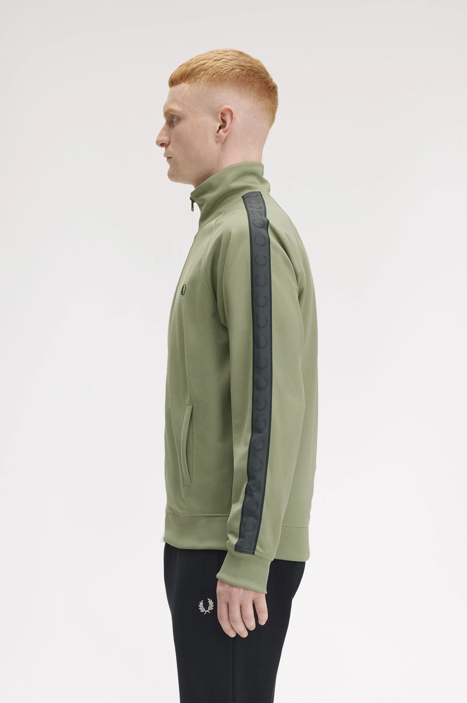 Fred Perry J5557 Contrast Tape Track Jacket - Z07 Olive/Anchor - Image 3
