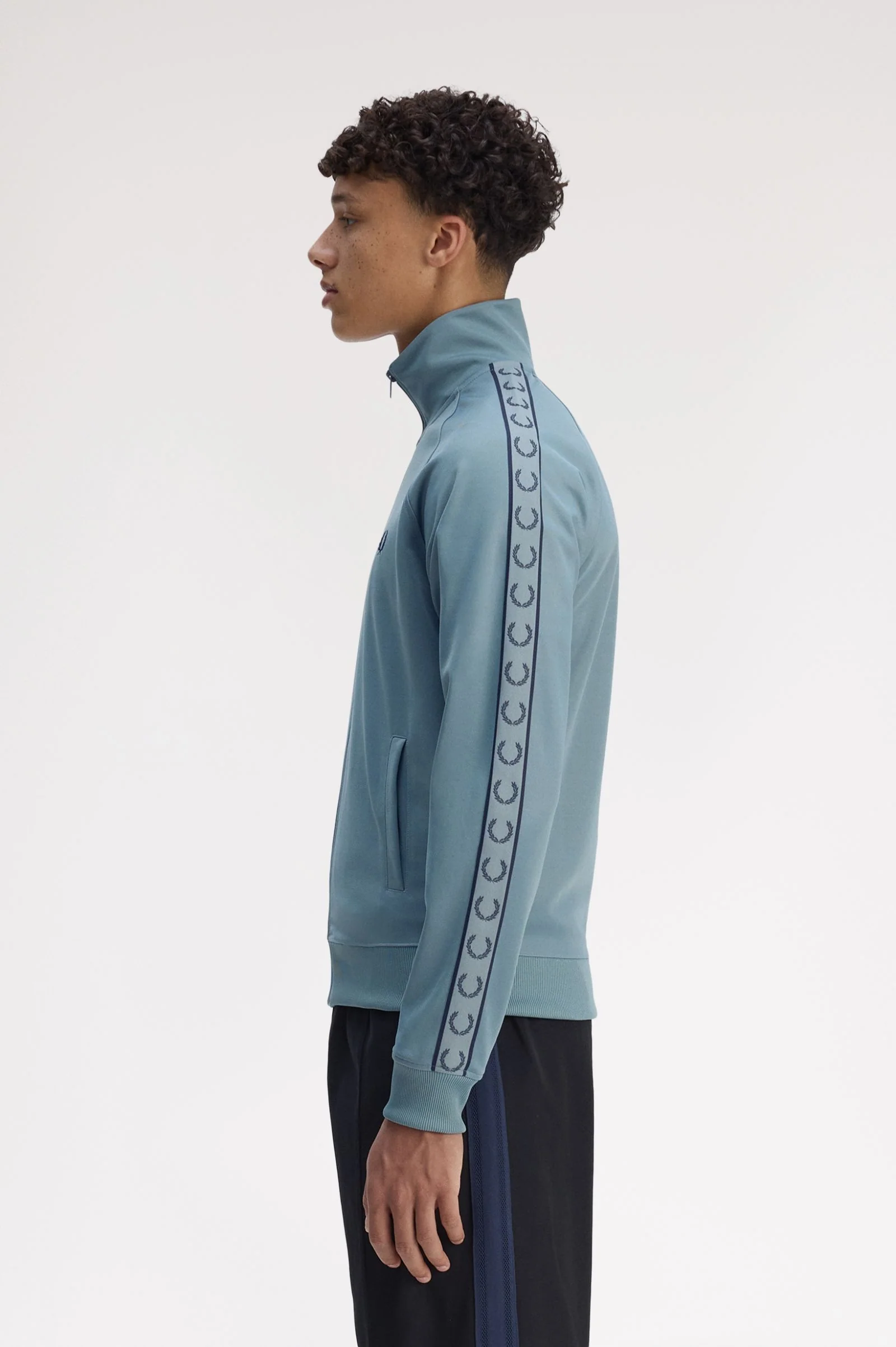 Fred Perry J5557 Contrast Tape Track Jacket - Z56 Stockport Blue/Navy - Image 3