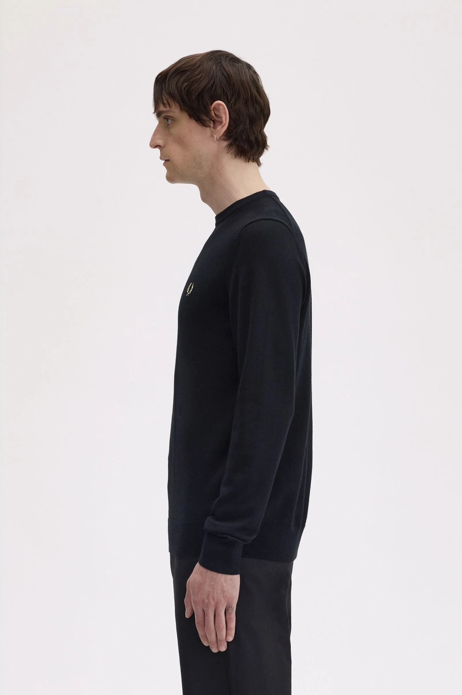 Fred Perry K9601 Classic Crew Neck Sweatshirt - 198 Black - Image 3