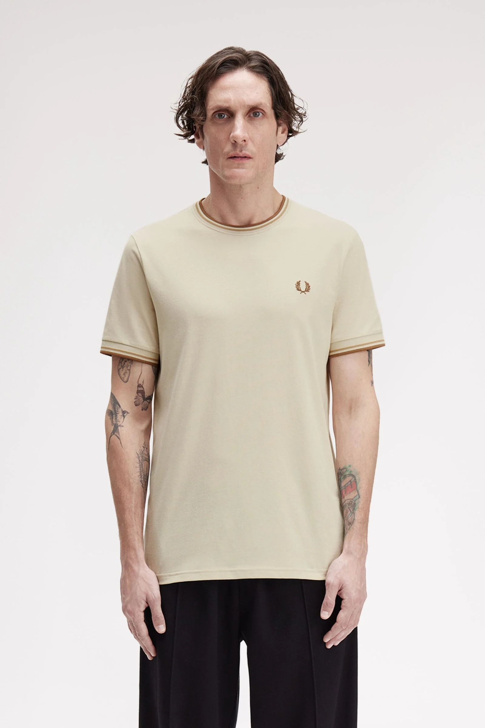 Fred Perry M1588V Twin Tipped T-Shirt Z53 Oatmeal/Warm Stone - Image 5