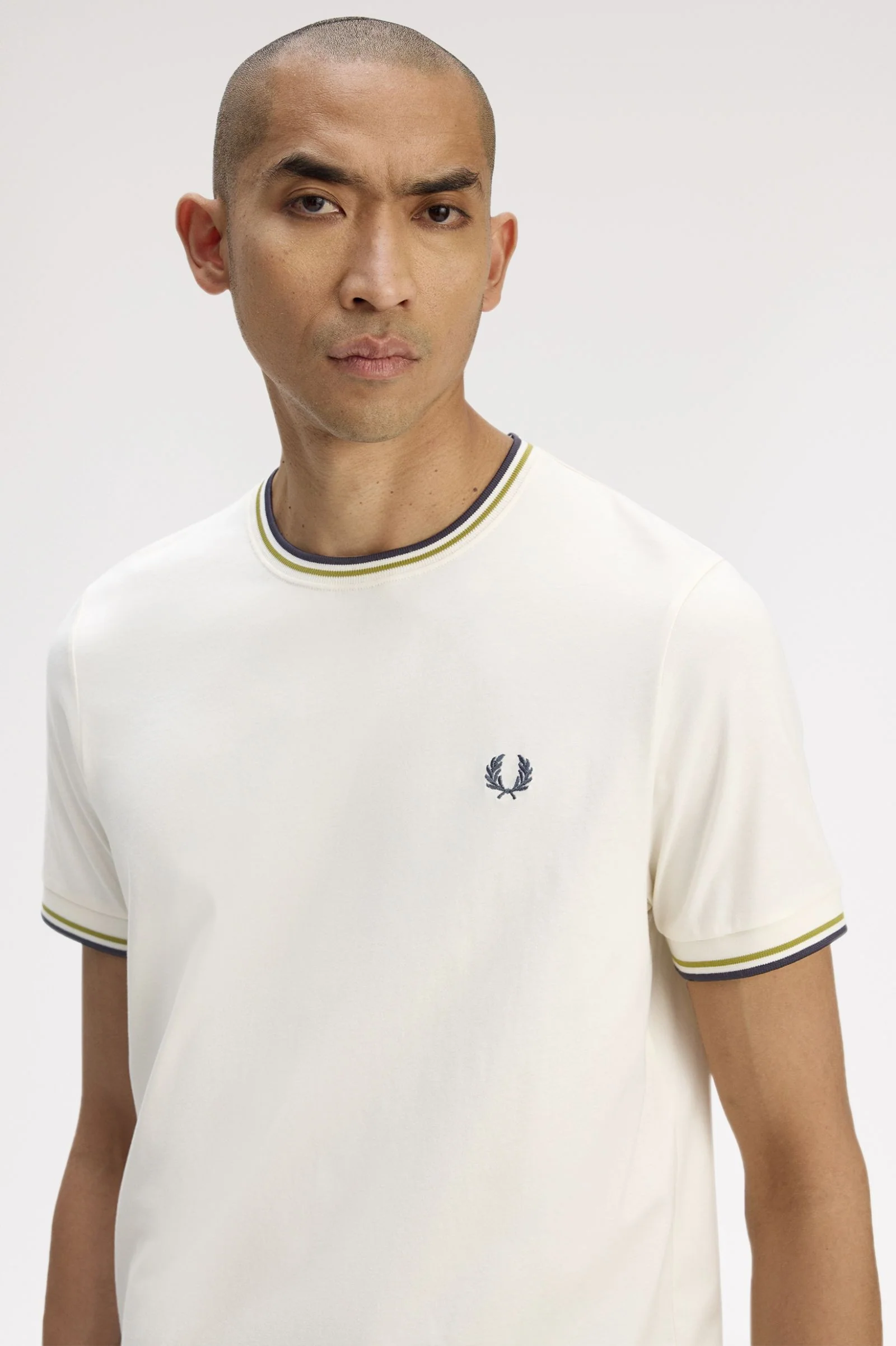 Fred Perry M1588V Twin Tipped T-Shirt - 46A Ecru/Tennis Ball Yellow/Anchor Grey - Image 3