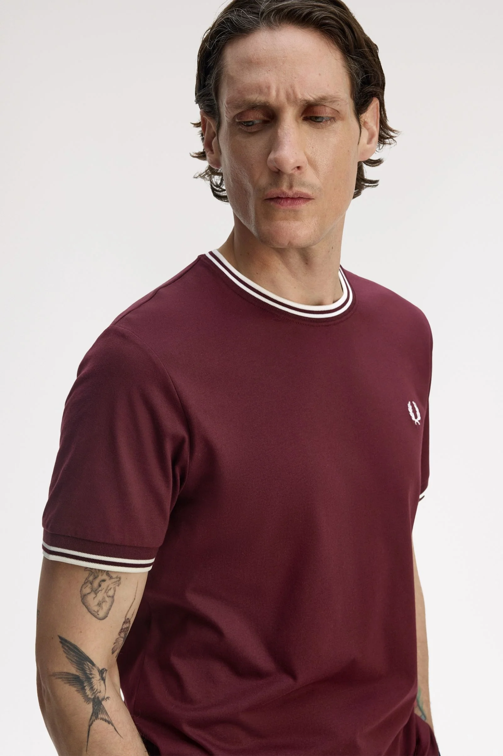 Fred Perry M1588V Twin Tipped T-Shirt - 64A Oxblood/Ecru - Image 2
