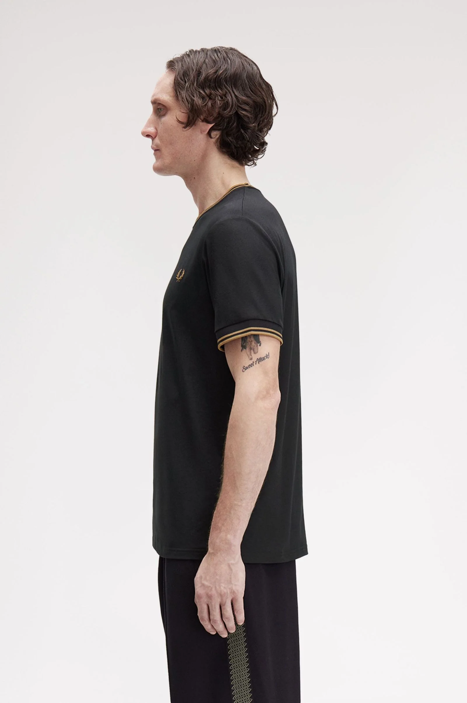 Fred Perry M1588V Twin Tipped T-Shirt - Q27 Black/Shaded Stone - Image 4
