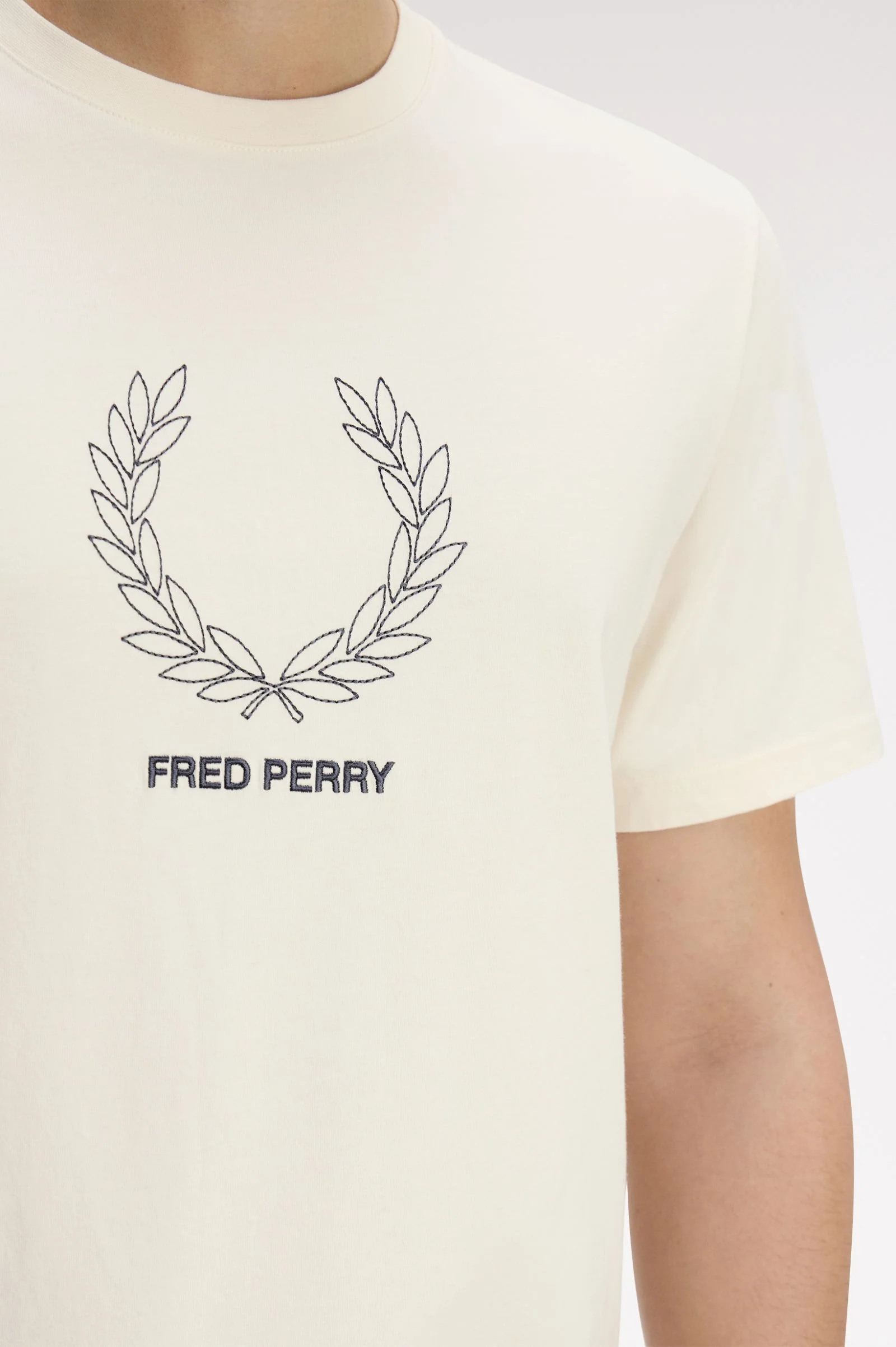 Fred Perry M1776 Outline Laurel Wreath T-Shirt - 560 Ecru - Image 2