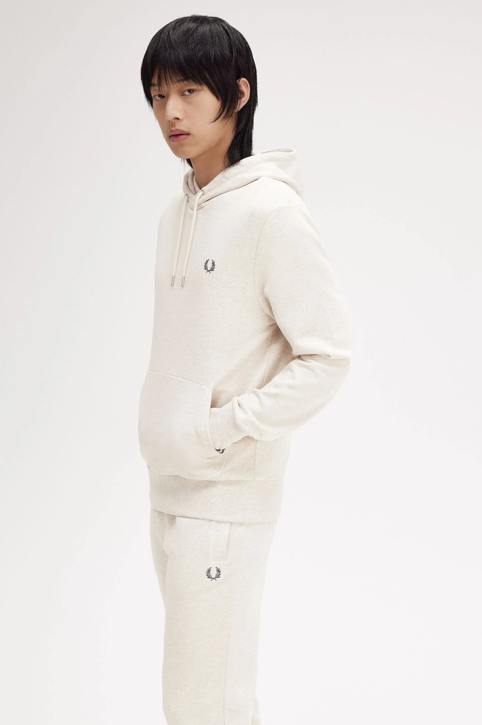 Fred Perry M2643 Tipped Hoodie W50 Porridge Marl/Anchor Grey - Image 3