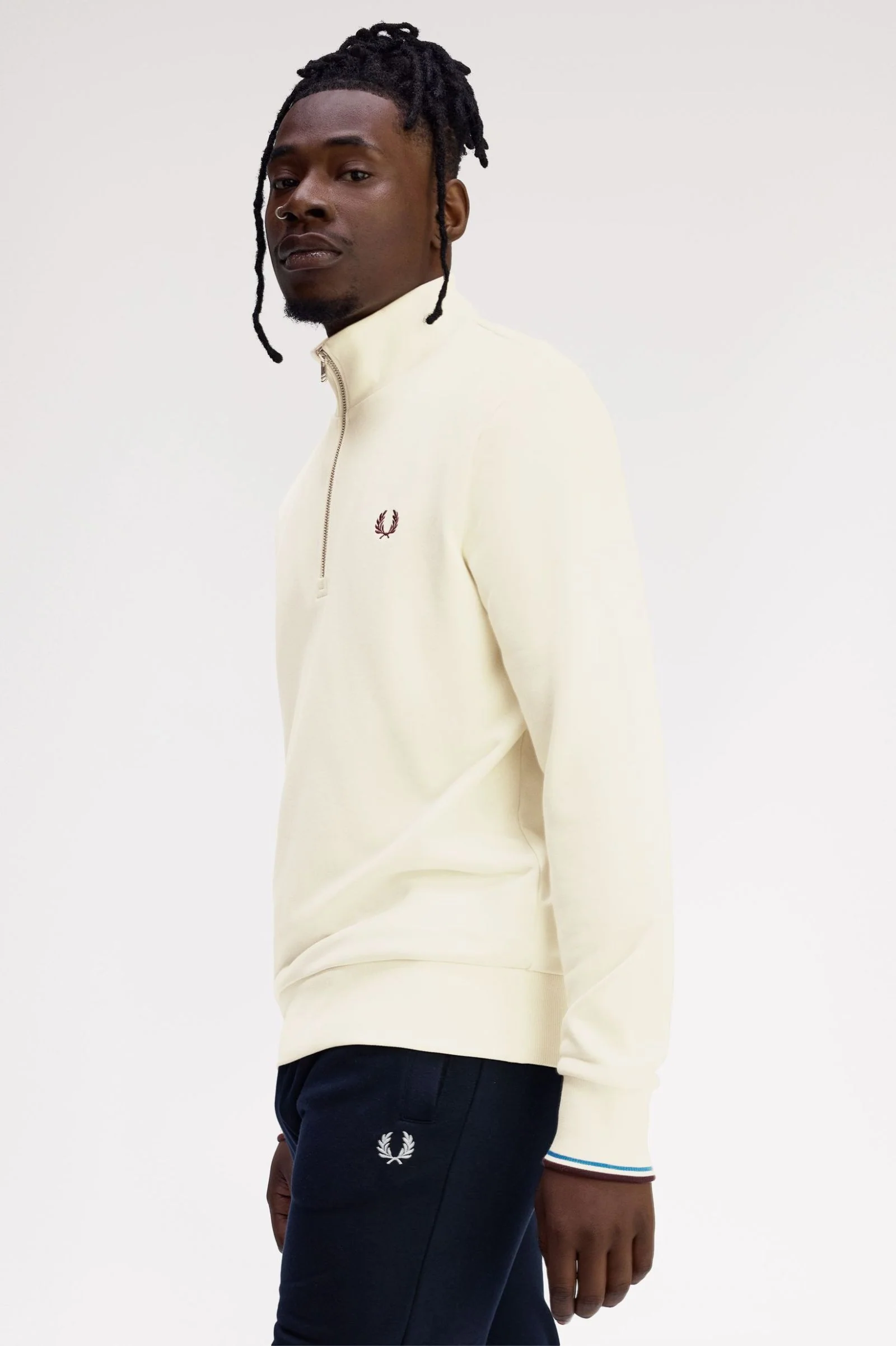 Fred Perry M3574 Half Zip Sweatshirt Z46 Ecru - Image 4