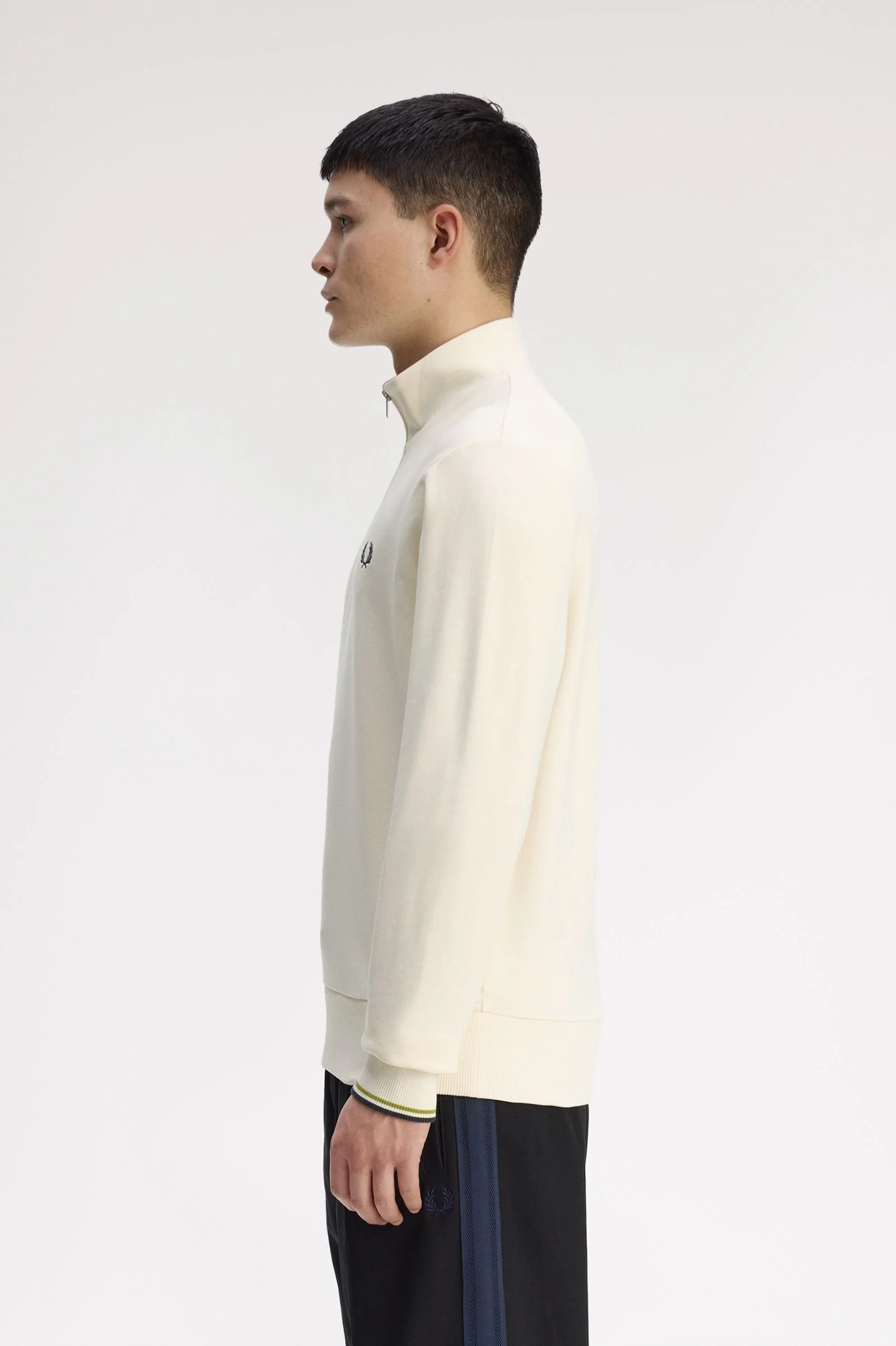 Fred Perry M3574 Half Zip Sweatshirt - 46A Ecru/Tennis Ball Yellow/Anchor Yellow - Image 2