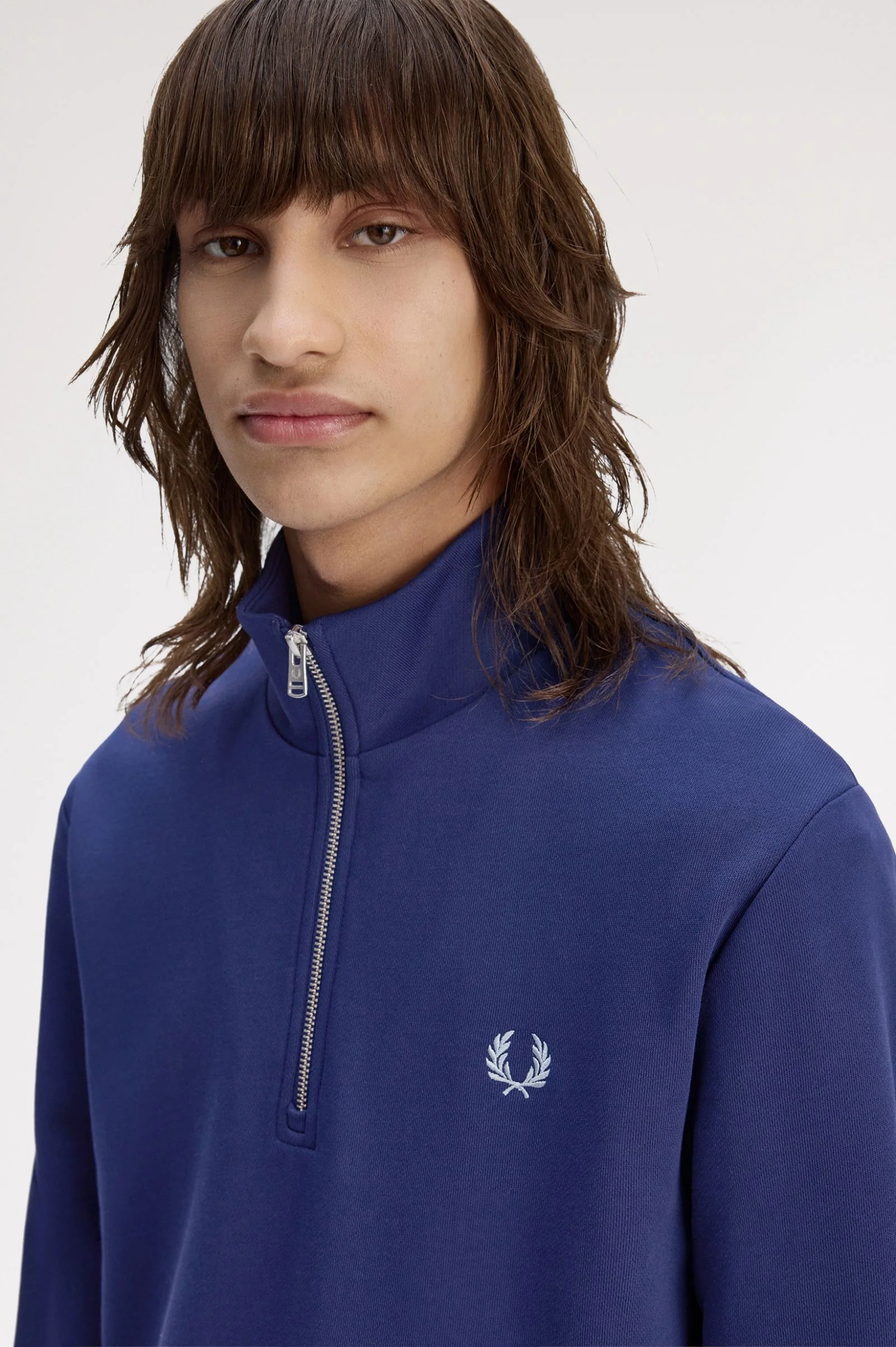 Fred Perry M3574 Half Zip Sweatshirt - 48A French Navy/Champion's Gold - Image 3