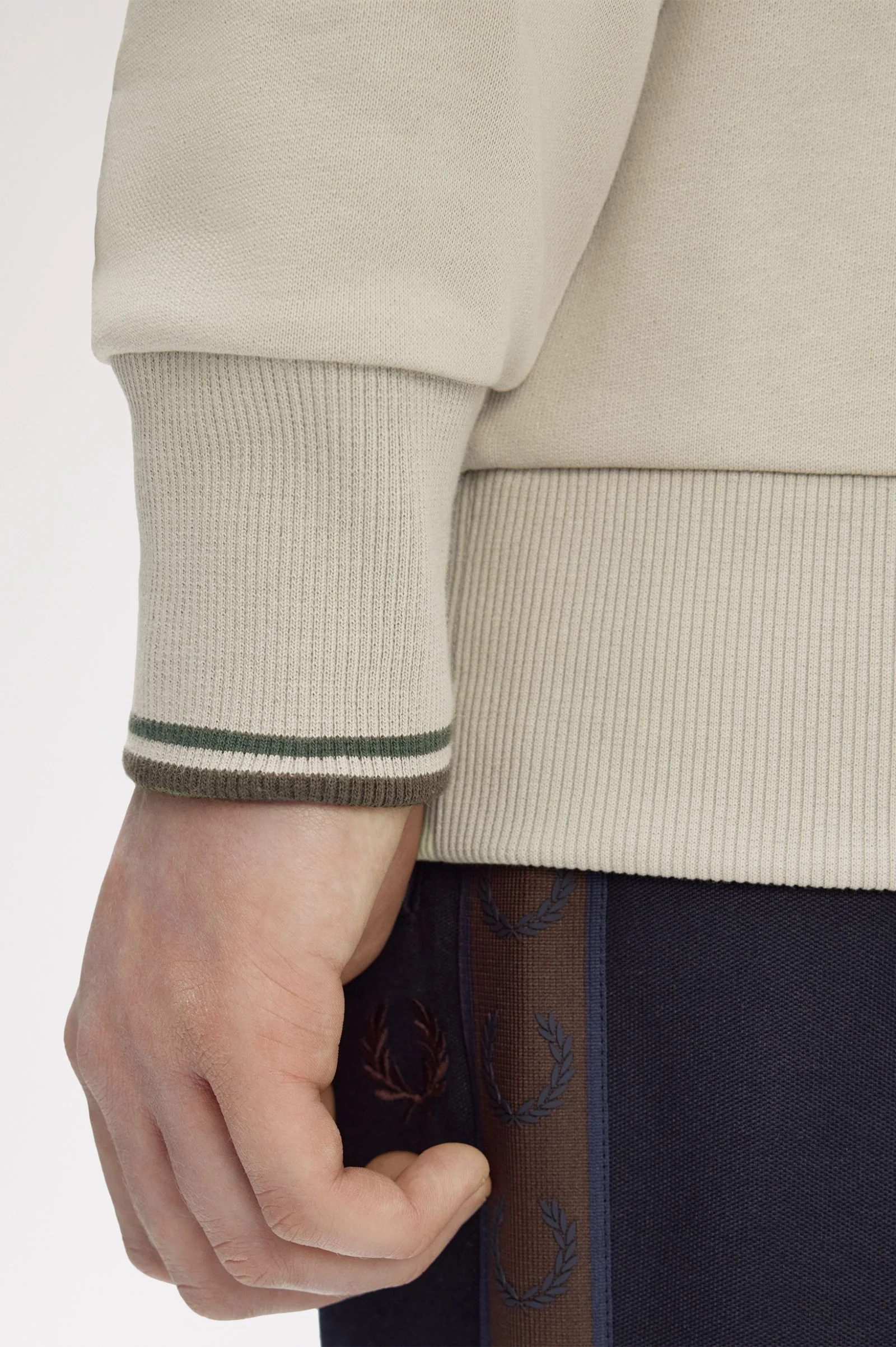 Fred Perry M3574 Half Zip Sweatshirt - 50A Warm Oat/Court Green/Bunrt Tobacco - Image 3