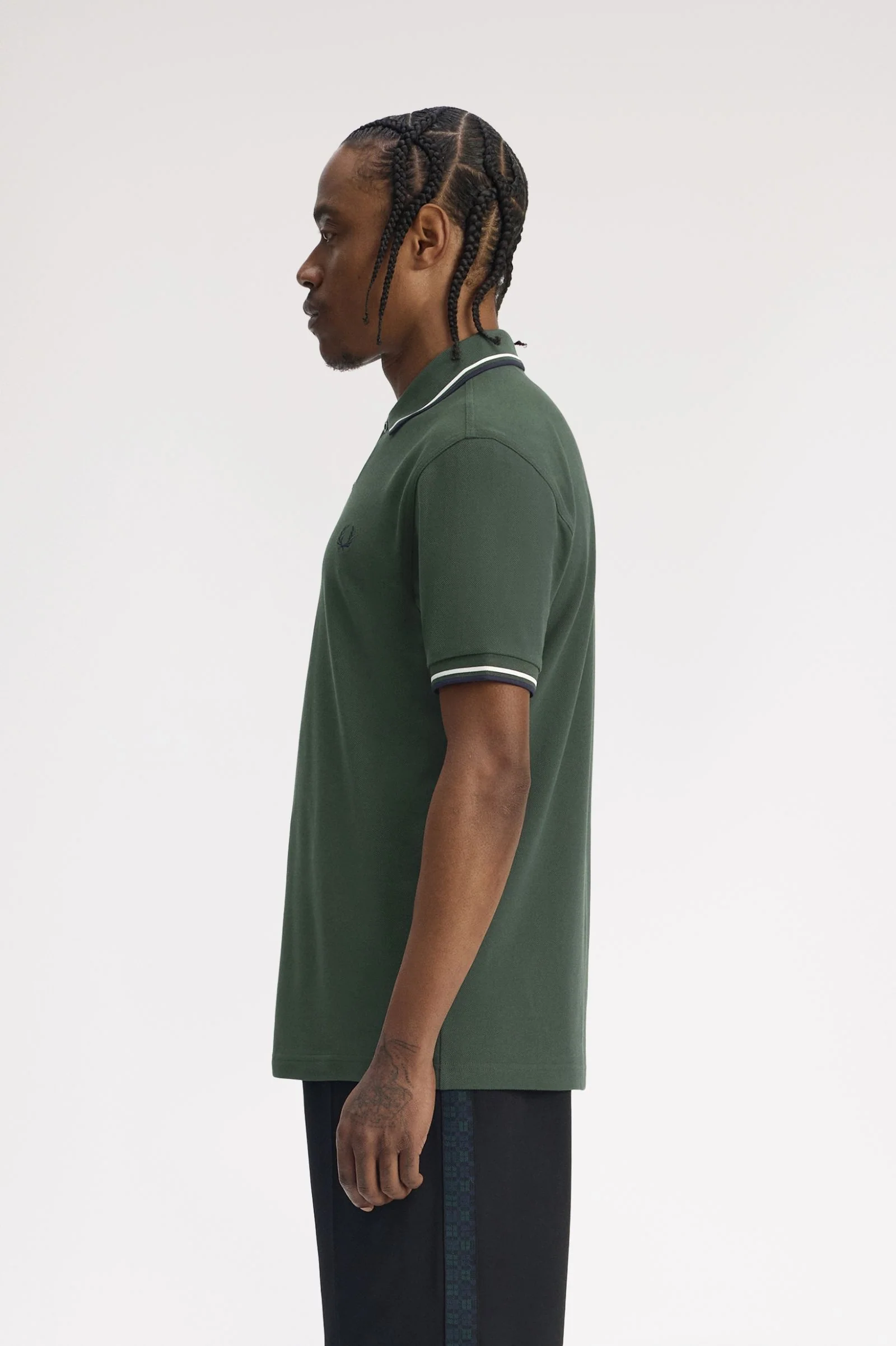 Fred Perry M3600 Twin Tipped Polo Shirt - 53A Court Green/Snow White/Navy - Image 3