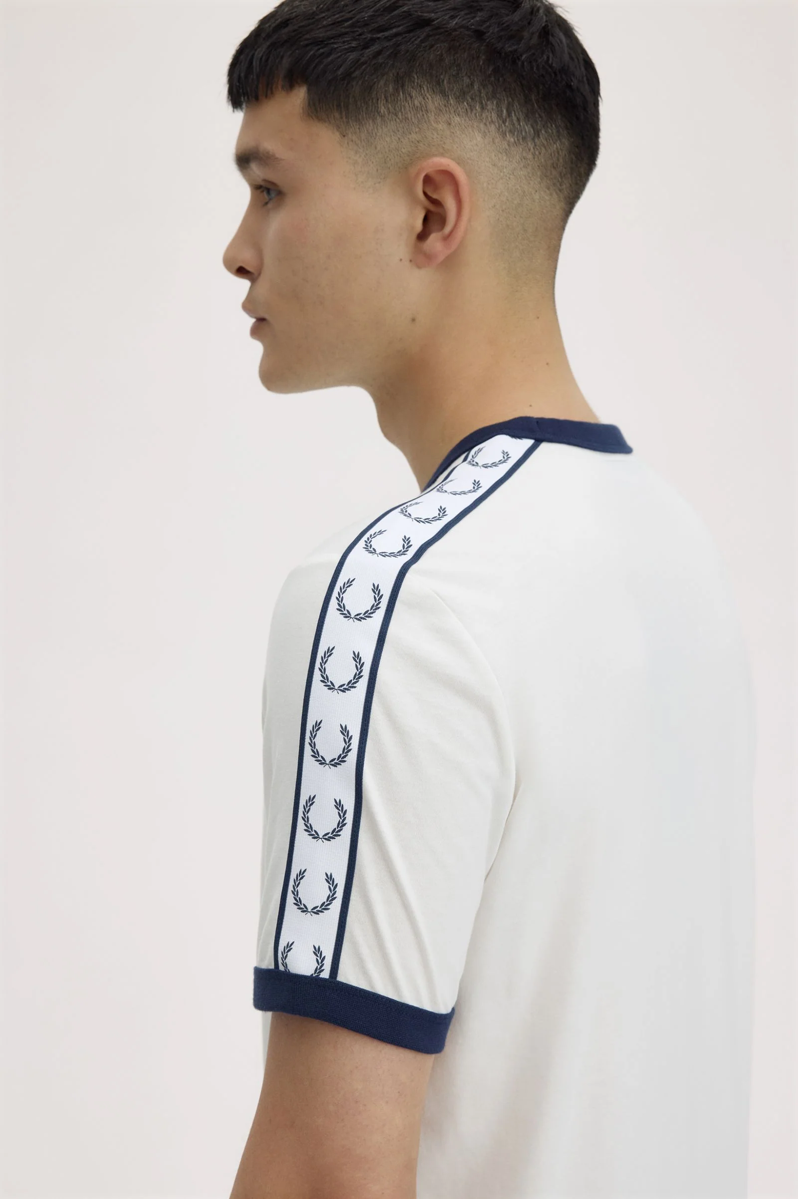 Fred Perry M4620 Taped Ringer T-Shirt - 129 Snow White - Image 2