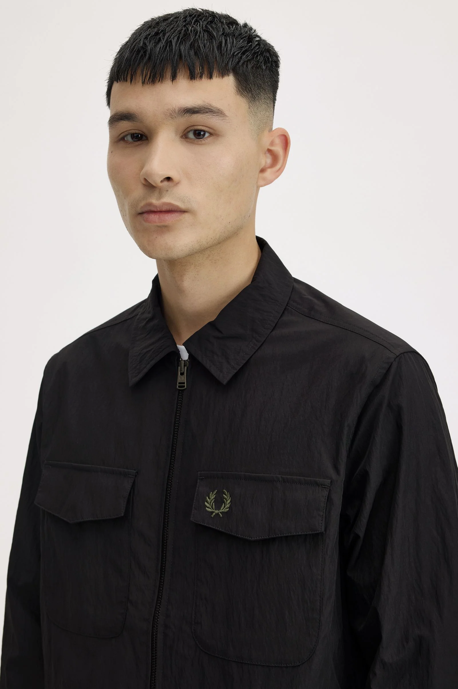 Fred Perry M5684 Pocket Overshirt - 236 Black/Green - Image 3