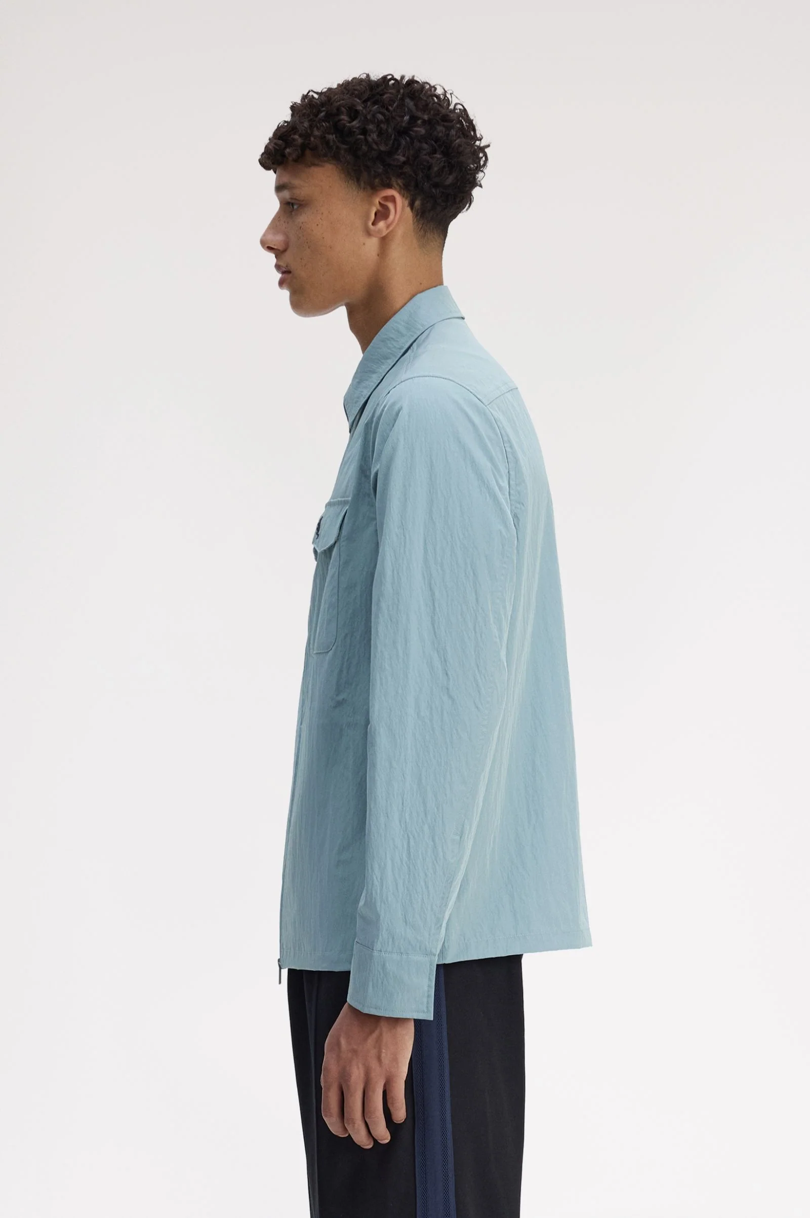 Fred Perry M5684 Zip Through Overshirt - Z20 Stockport Blue - Image 4