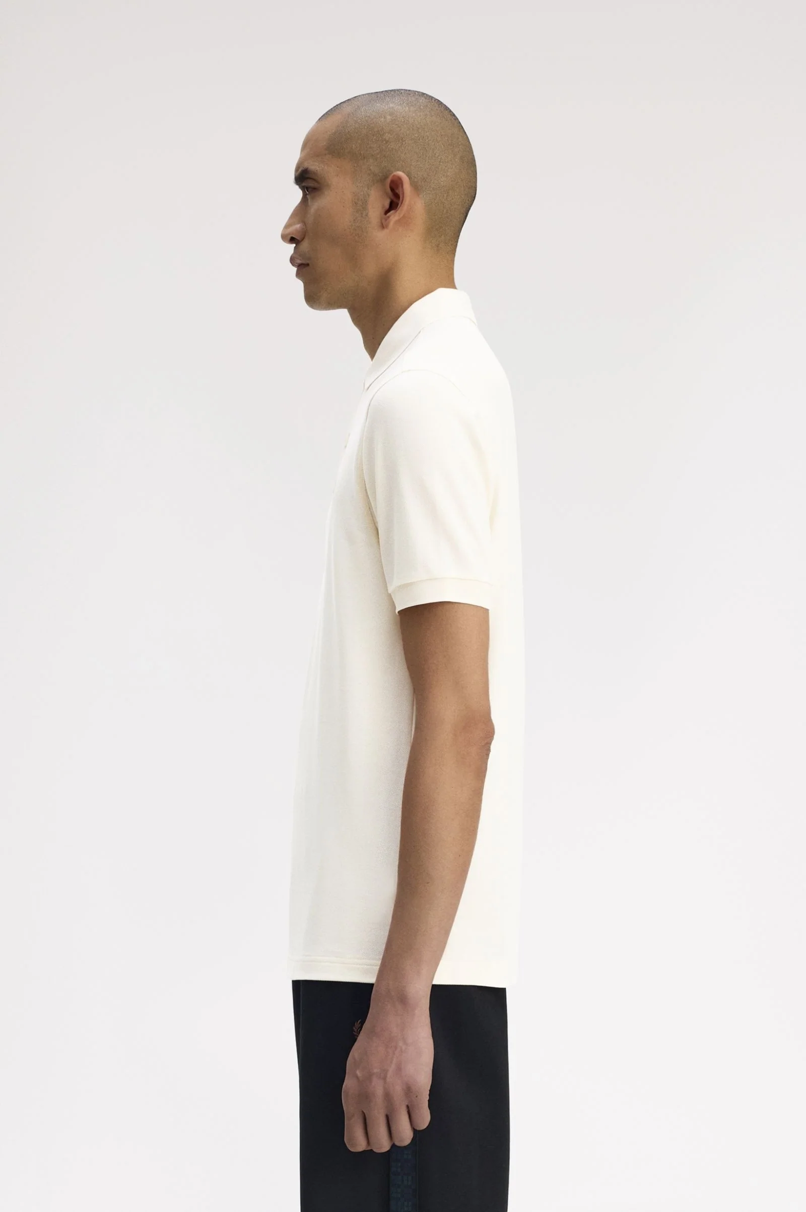 Fred Perry M6000 The Fred Perry Polo Shirt - 66A Ecru/Anchor Grey - Image 2