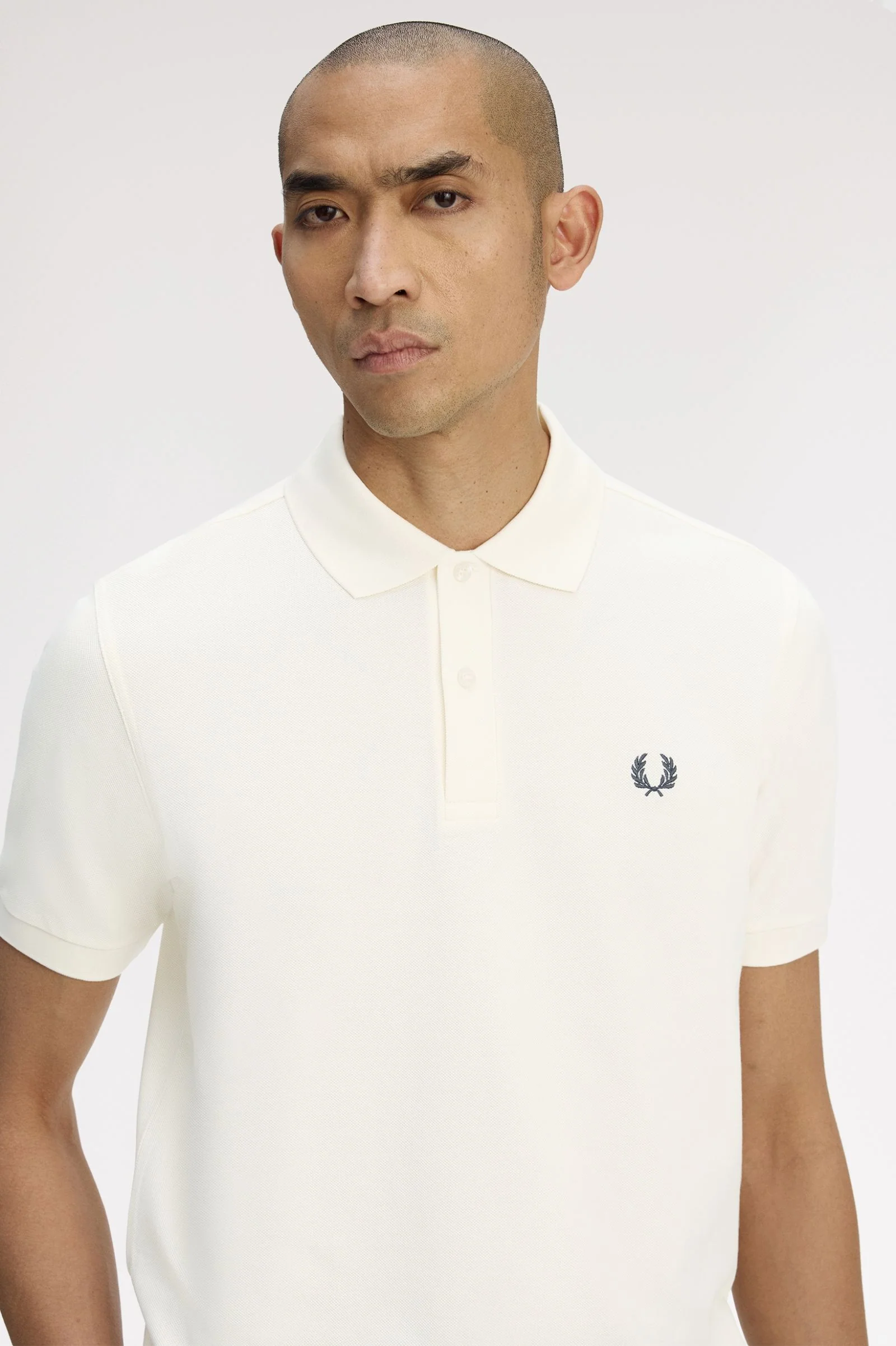 Fred Perry M6000 The Fred Perry Polo Shirt - 66A Ecru/Anchor Grey - Image 3
