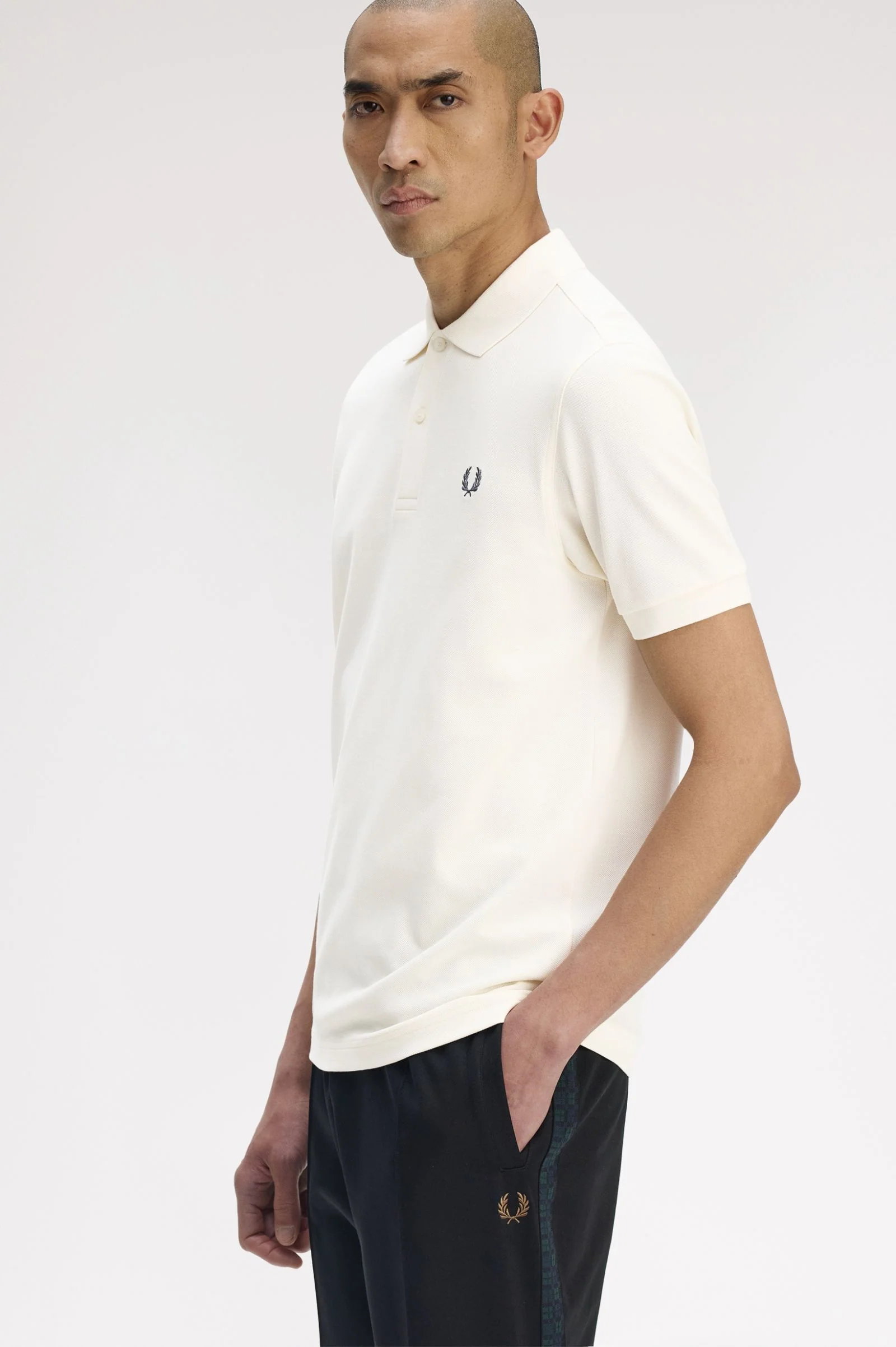 Fred Perry M6000 The Fred Perry Polo Shirt - 66A Ecru/Anchor Grey - Image 4