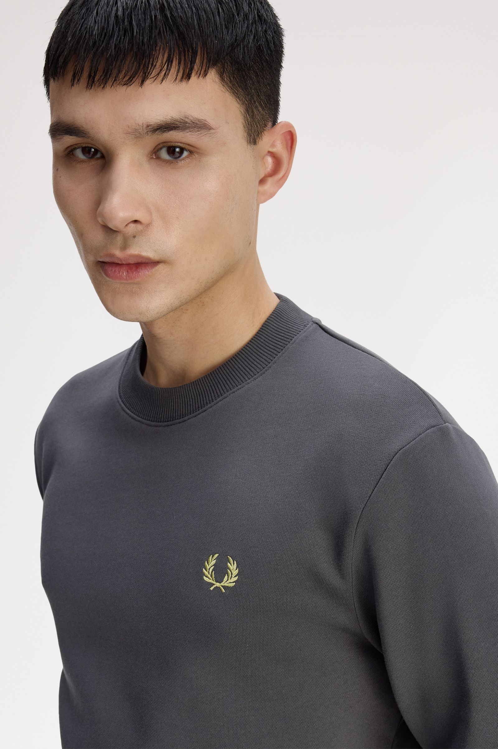 Fred Perry M7535 Crew Neck Sweatshirt - 58A Anchor Grey/Tennis Ball Yellow - Image 4