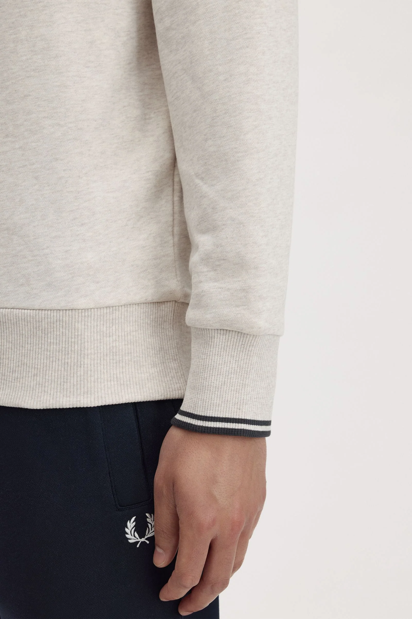 Fred Perry M7535 Crewneck Sweatshirt - Porridge Marl - Image 4