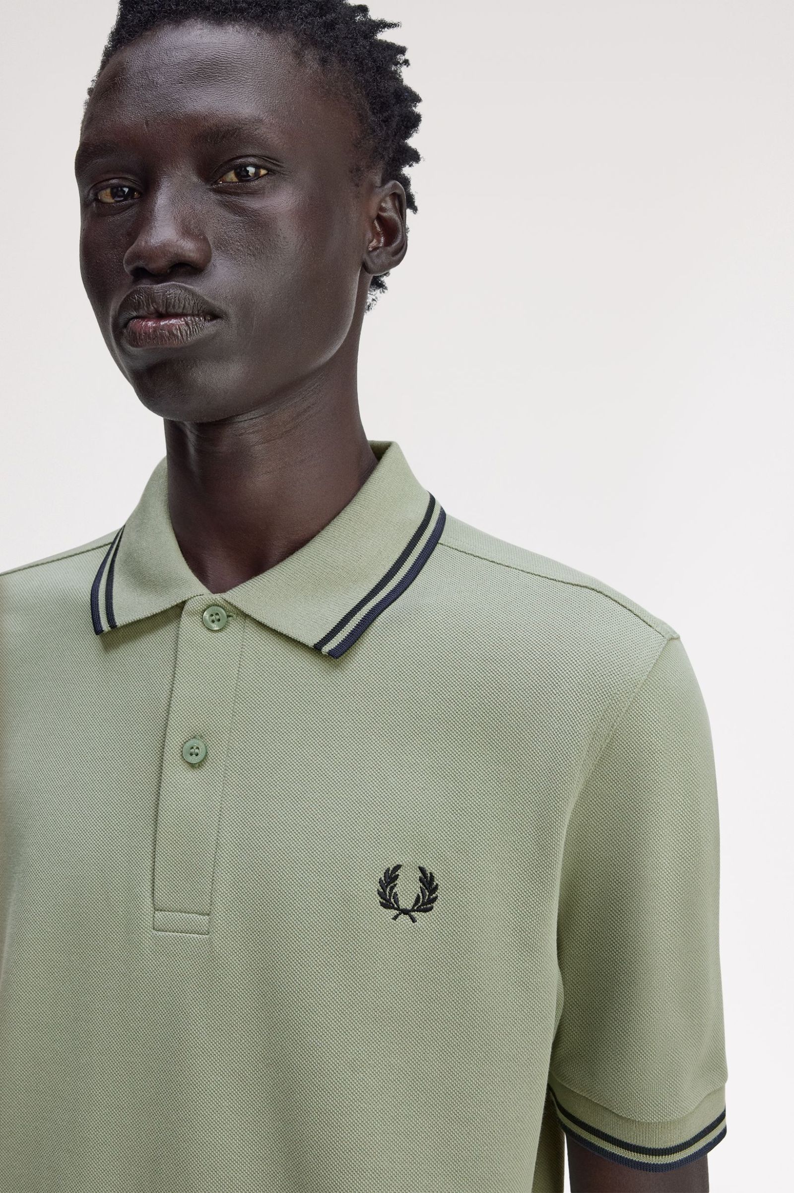 Fred Perry Polo Shirt M3600 Twin Tipped Polo Shirt - Z49 Bay Leaf/Dark Airforce - Image 2