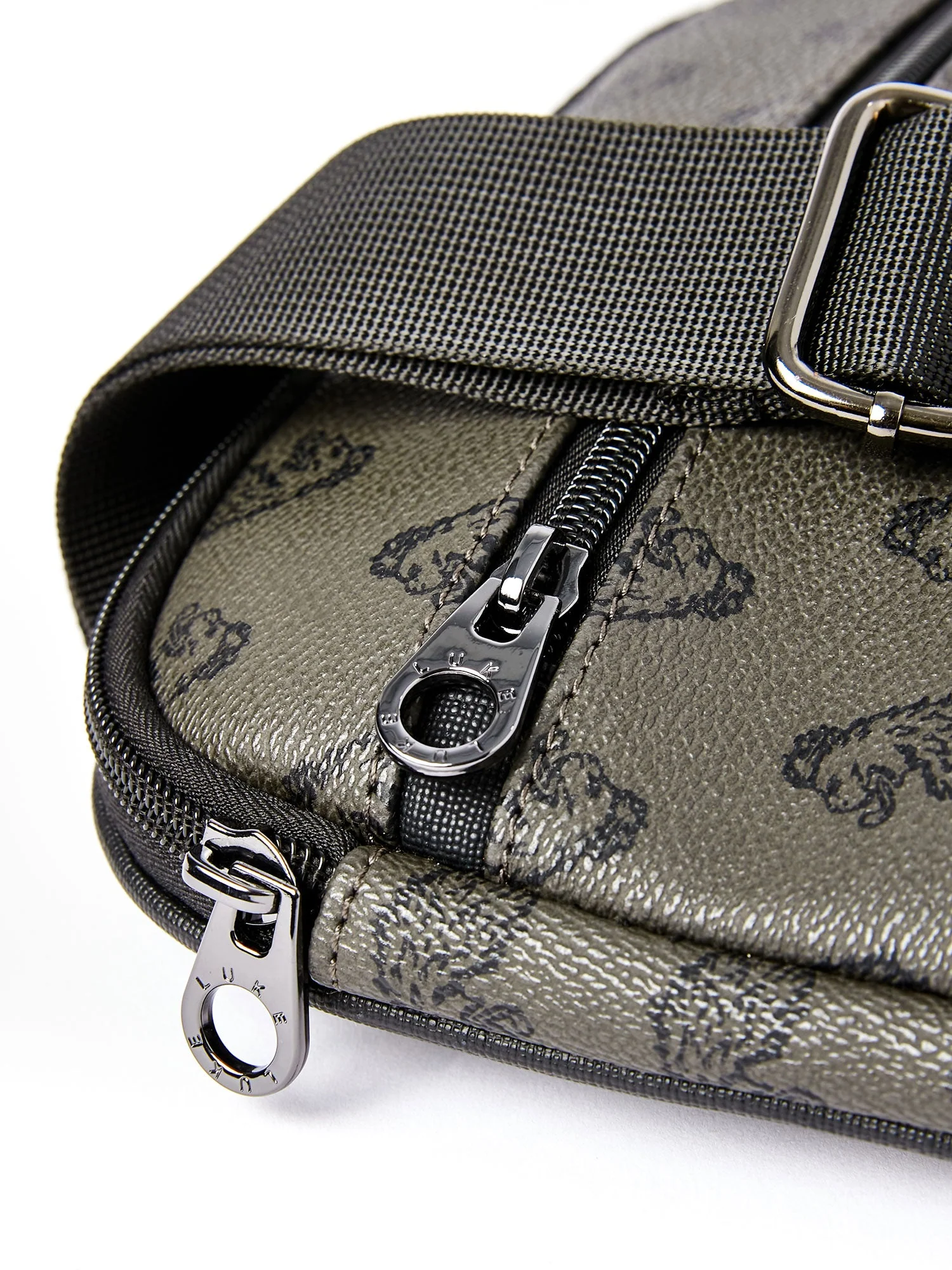 Luke 1977 M781252 Beesley Crossbody Bag Black - Image 3