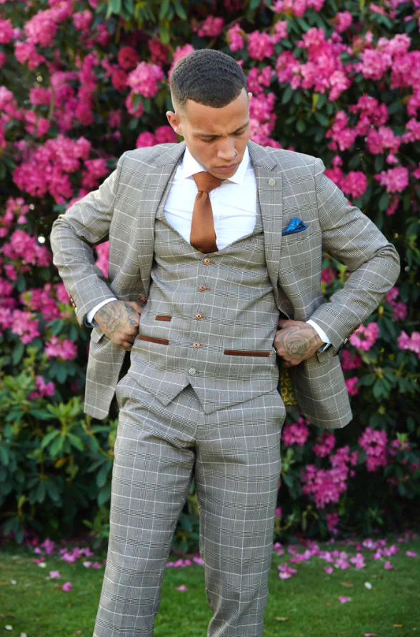 Marc Darcy Ray Trousers Tan Check - Image 2