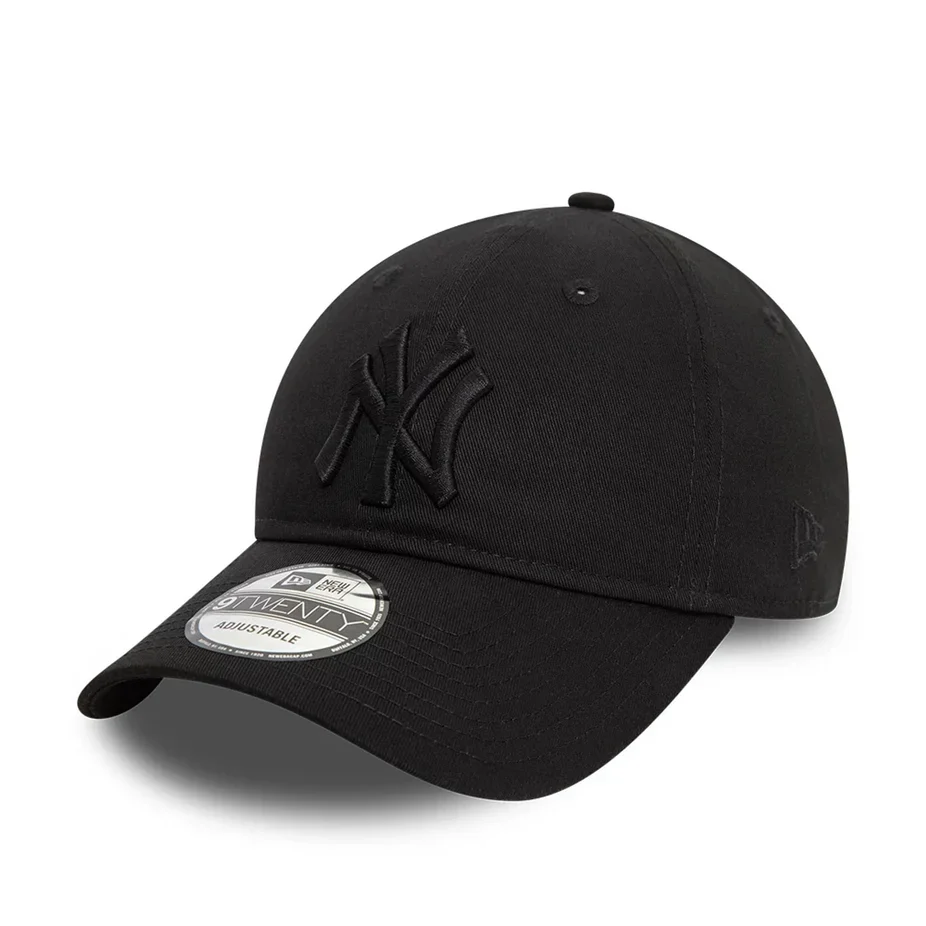 New York Yankees League Essential Black On Black 9TWENTY Adjustable Cap - Image 5