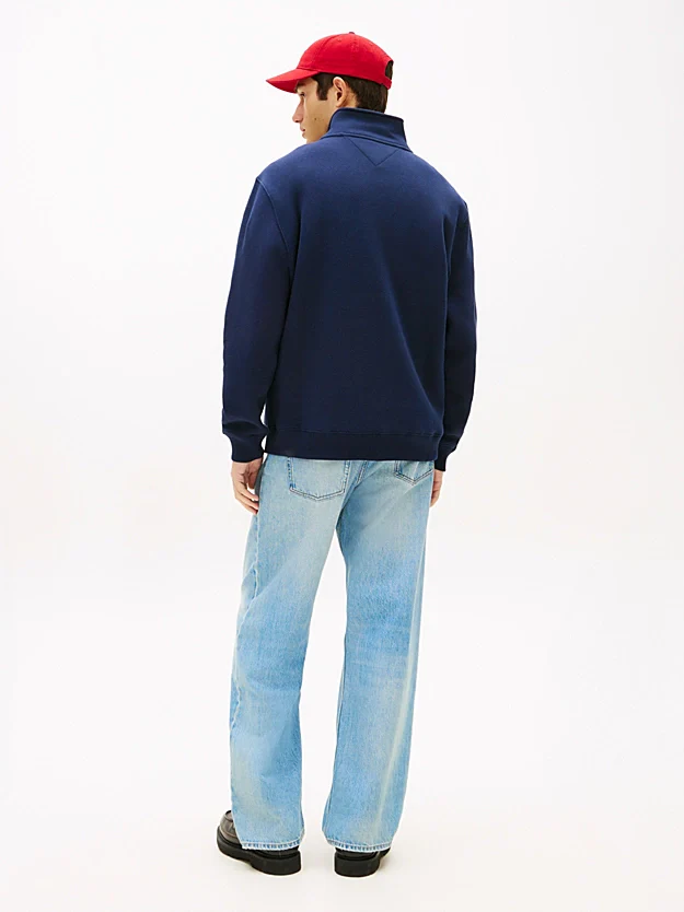 Tommy Jeans Flag Fleece Quarter-Zip Jumper - Dark Night Navy - Image 3