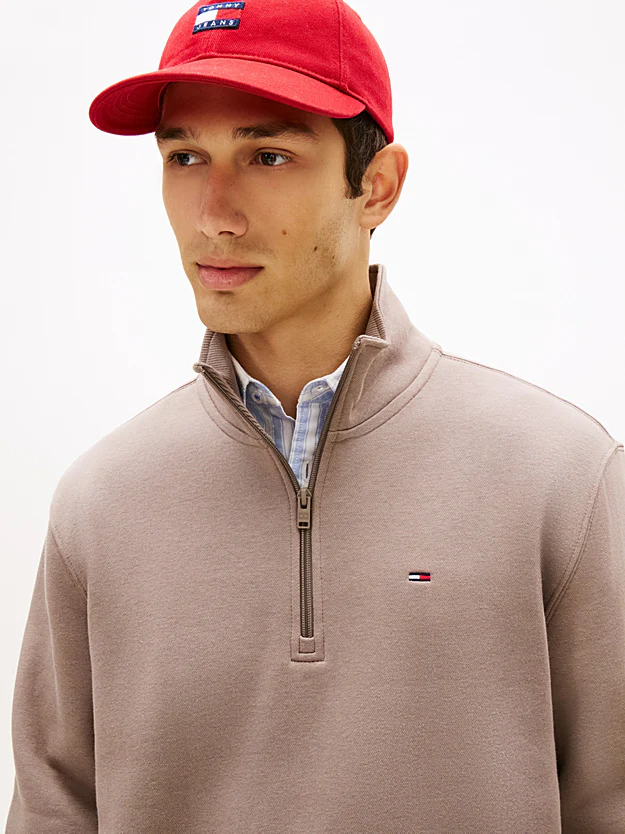 Tommy Jeans Flag Fleece Quarter-Zip Jumper - Ivy Mink - Image 2