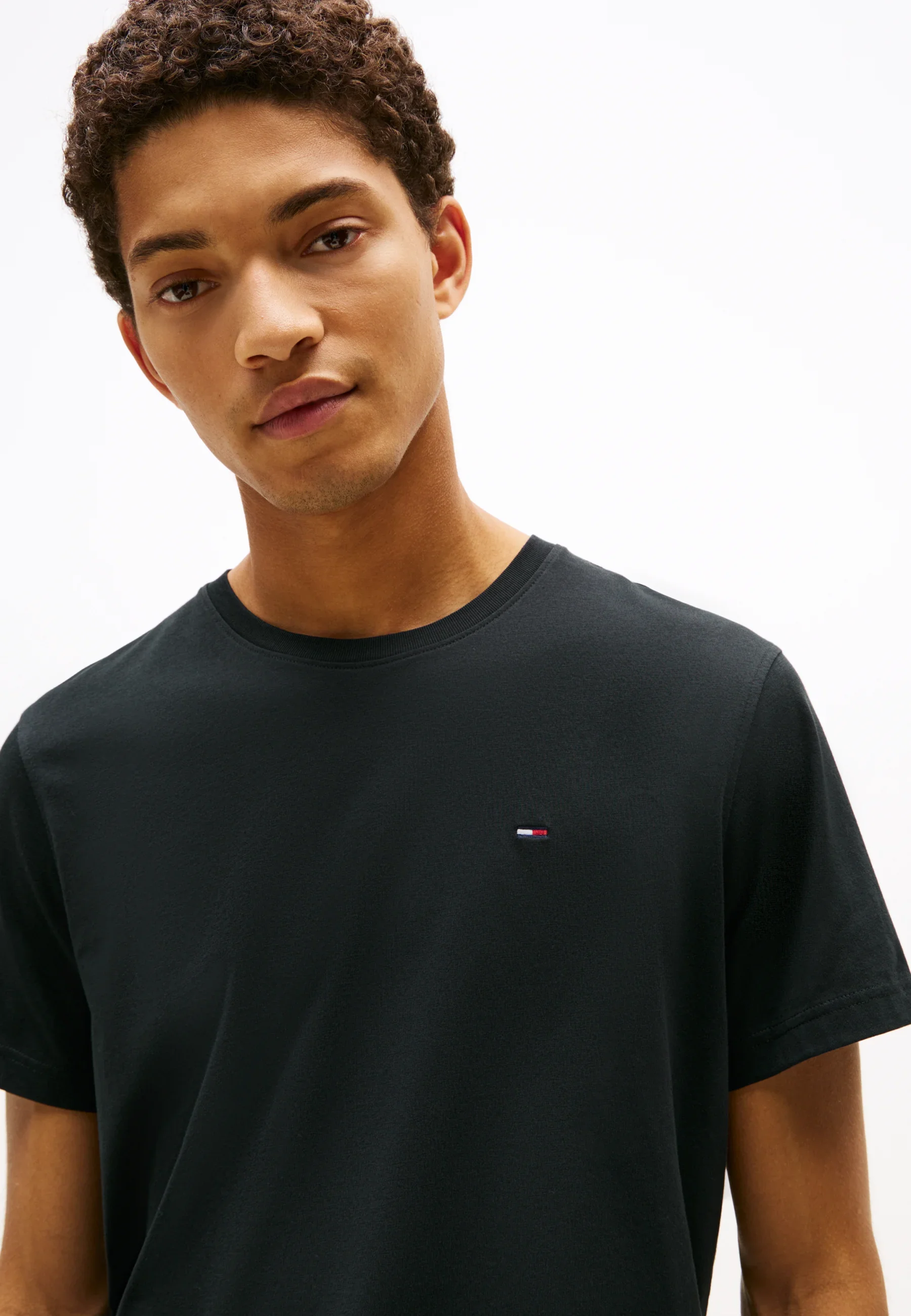 Tommy Jeans TJM Slim Signature T-Shirt - Black - Image 2